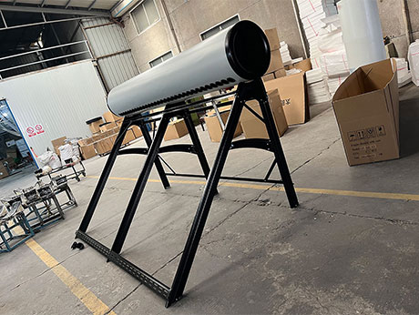 Pressurized solar water heater